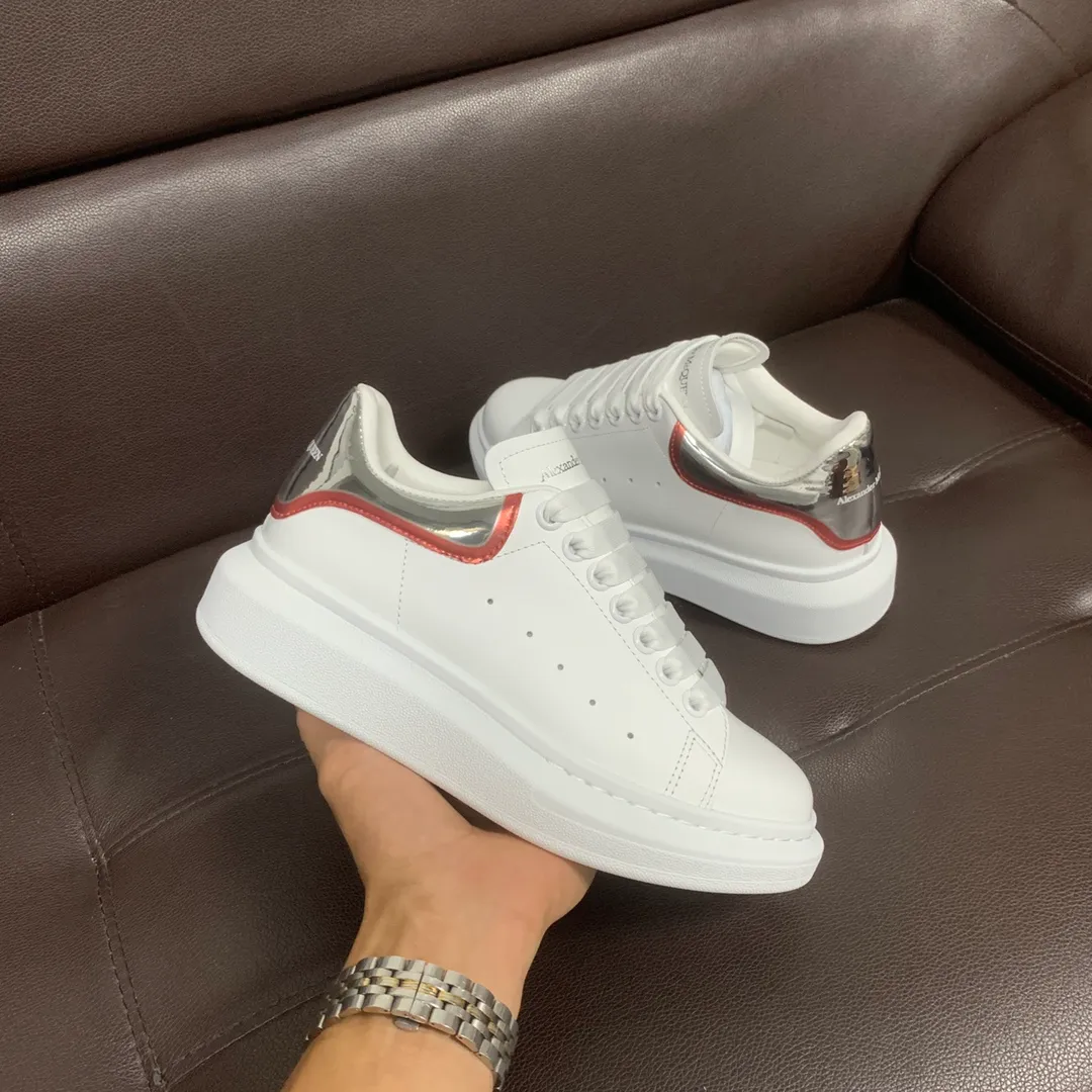 👟👟Ex-factory price 560👟👟 Professional McQueen factory. Top version. Couple style 👫 Alexander McQUEEN high version has been upgraded to the highest quality again✅ 💪McQueen Spring, Summer, Autumn and Winter top version Purchasing level✅ Recruiting national online and offline agents to join 🤝 🏆Fabric: Original materials imported from Italy. Texture, water-resistant and non-discoloring 🏆Inner lining: ️A-grade Italian imported lining resistant to dirt, sweat-absorbent, breathable and comfortable 🏆Foot pads: top-grade imported Italian super-soft cowhide leather 🏆Outsole: PU+counter 1:1 🏆Shoe box: original white box. Plus white flip cover for double-layer protection. Cloth bag. Handbag. Certificate of 1:1 mold opening, 4-piece set. Delivered with a pair of shoelaces. 🖕🏿🖕🏿🖕🏿You can choose any pair of shoelaces in any color of our factory 🏆Code number: women’s 34-41. men’s 38-46 🏆Special remarks (women’s size 34.40.41, men’s size 38.45.46 is customized, no returns or exchanges) Win-win cooperation🤝